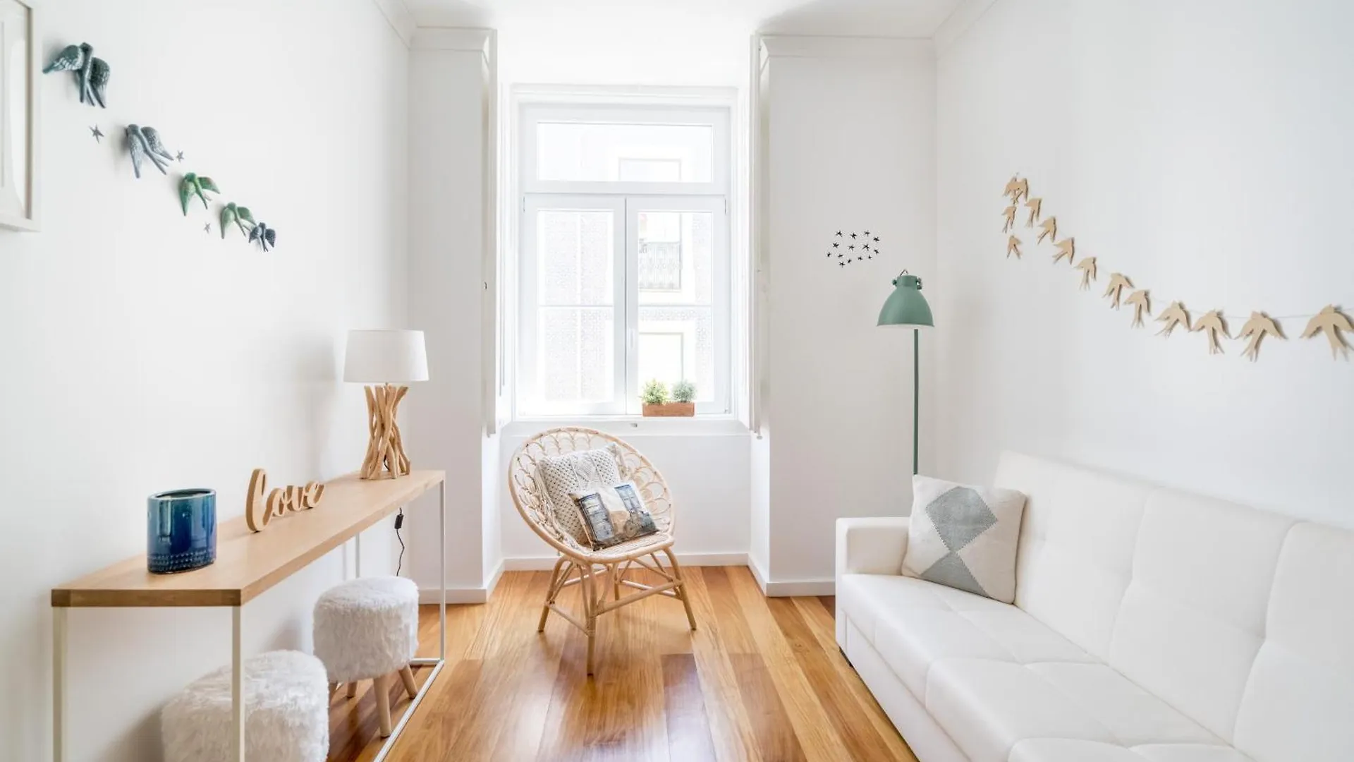 Pedrasnegras30 Lisbon Lofts & Apartments contacts